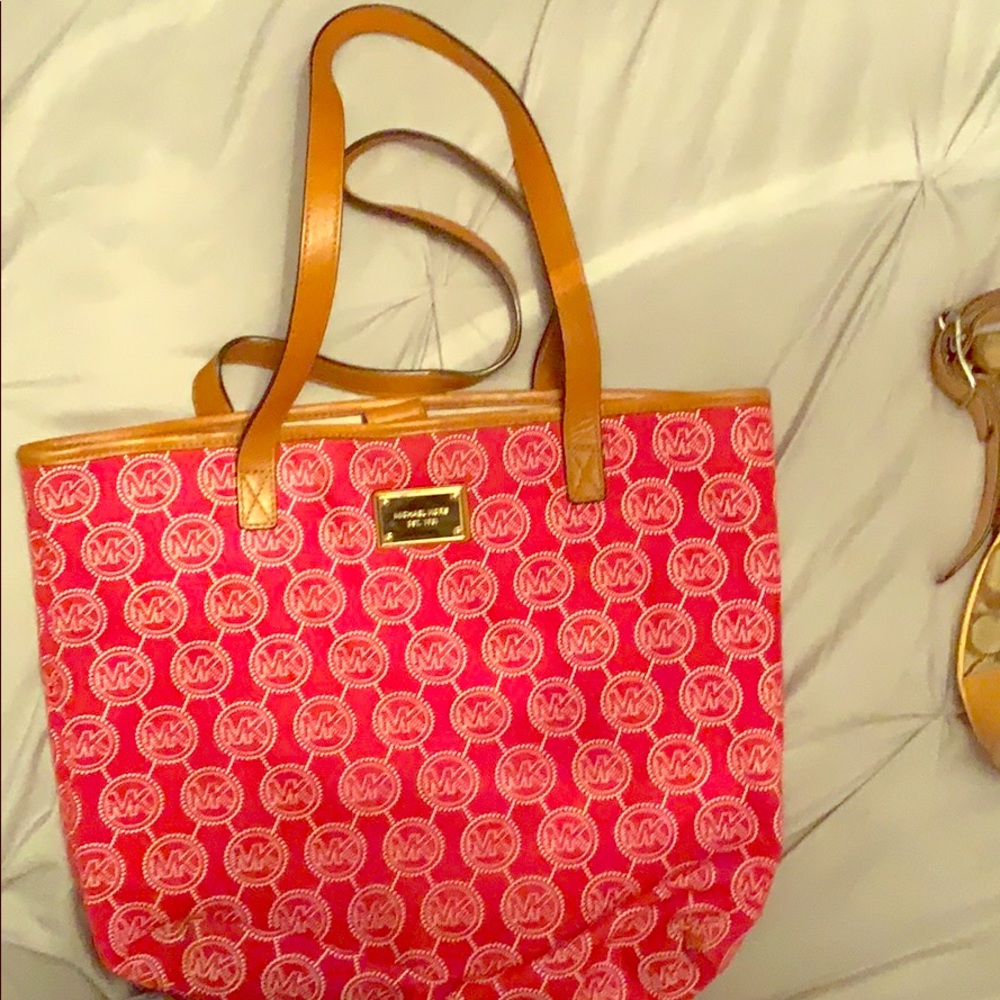 Michael Korda Hand bag